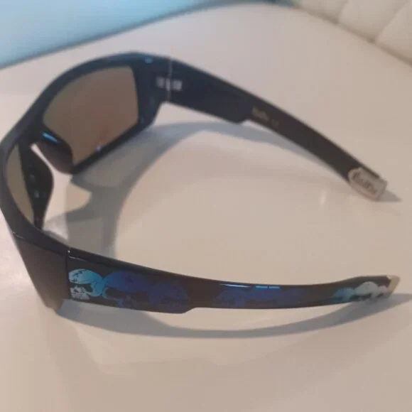 Gothic Punk Skulls Polarized Black Frame Blue Lenses Wrap around Sunglasses - Picture 3 of 6